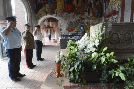 Tiszteletadás Szent István királynak a Nemzeti Emlékhelyen